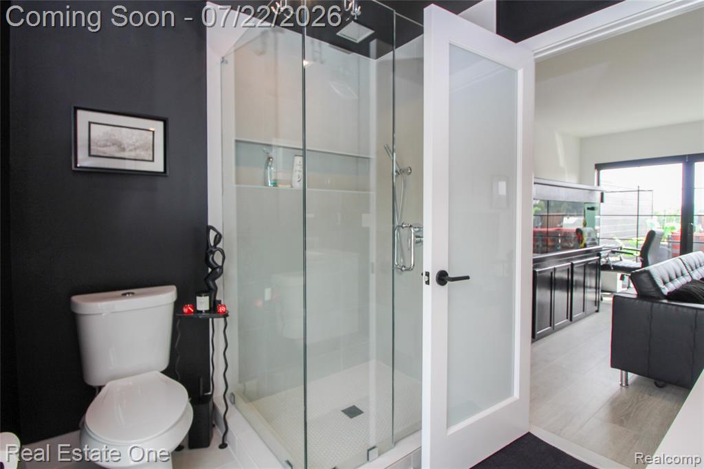 533 E Harrison Avenue Property Photo 25