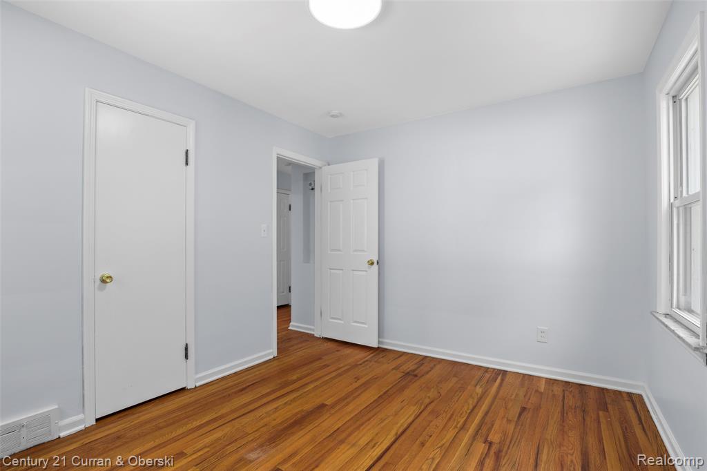 22732 Madison Street Property Photo 14