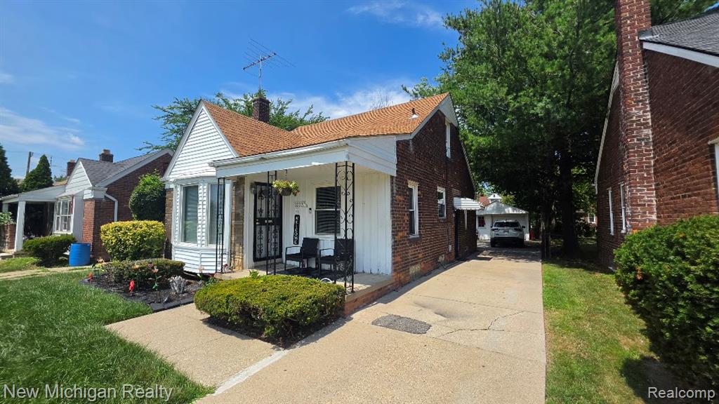 16237 Edmore Drive Property Photo 8