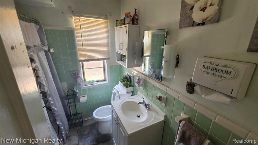 16237 Edmore Drive Property Photo 22