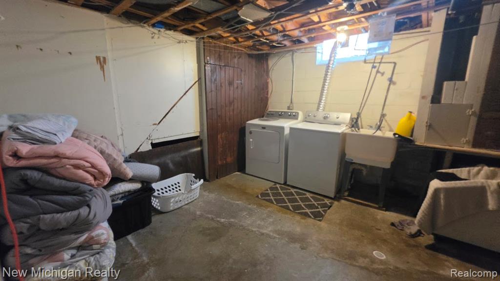 16237 Edmore Drive Property Photo 39