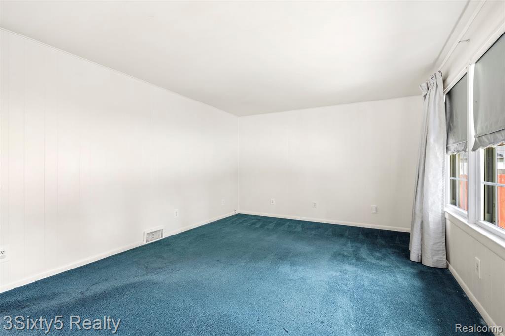 13599 S Huron River Drive Property Photo 10