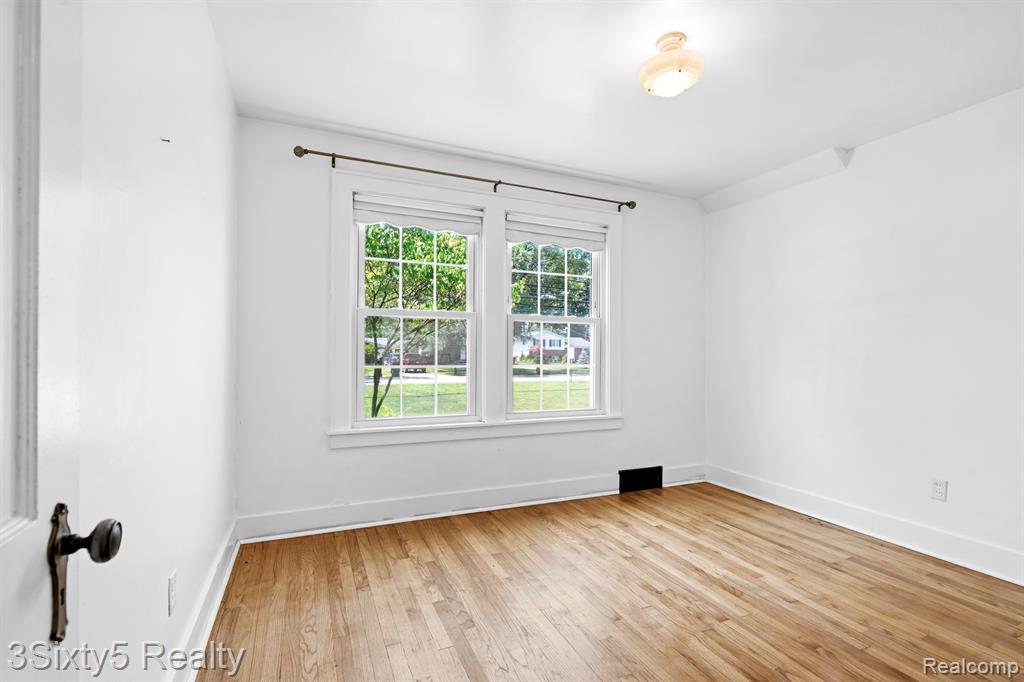 13599 S Huron River Drive Property Photo 15