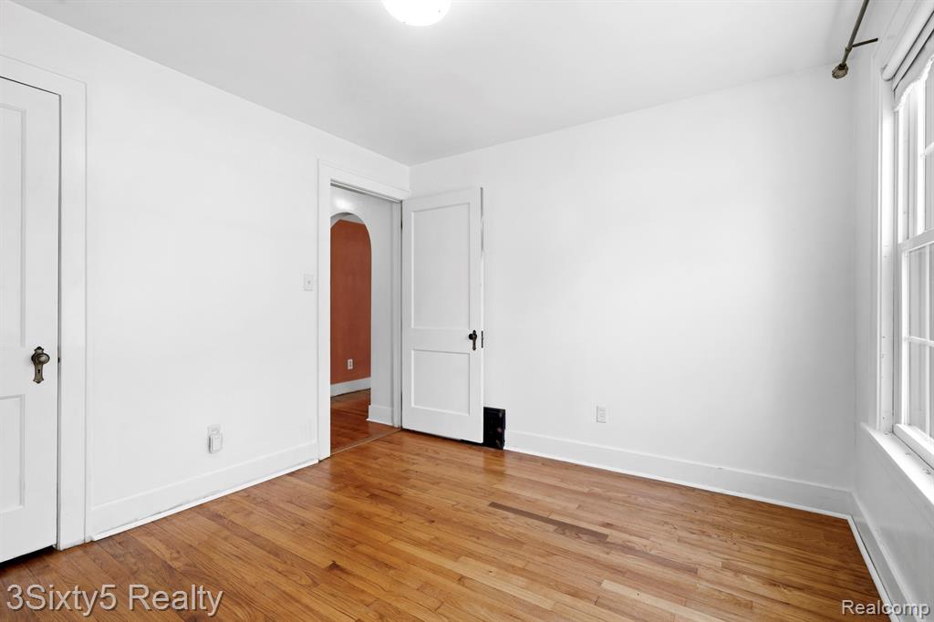 13599 S Huron River Drive Property Photo 16
