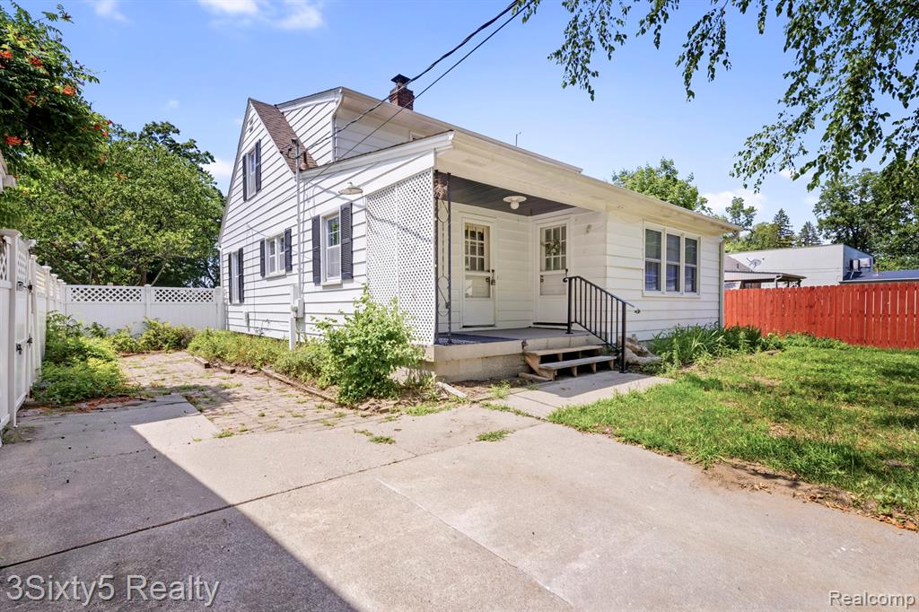 13599 S Huron River Drive Property Photo 23