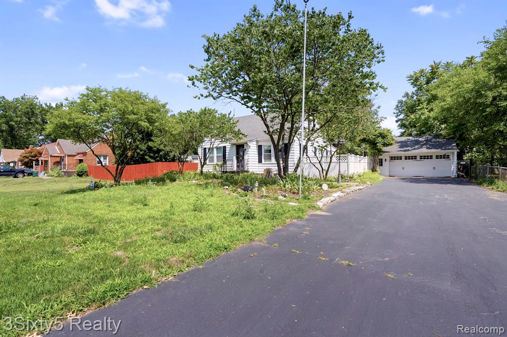 13599 S Huron River Drive Property Photo 25