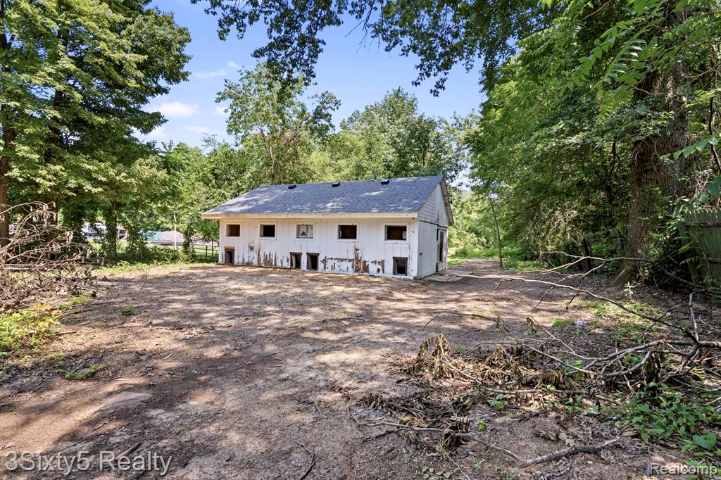 13599 S Huron River Drive Property Photo 27