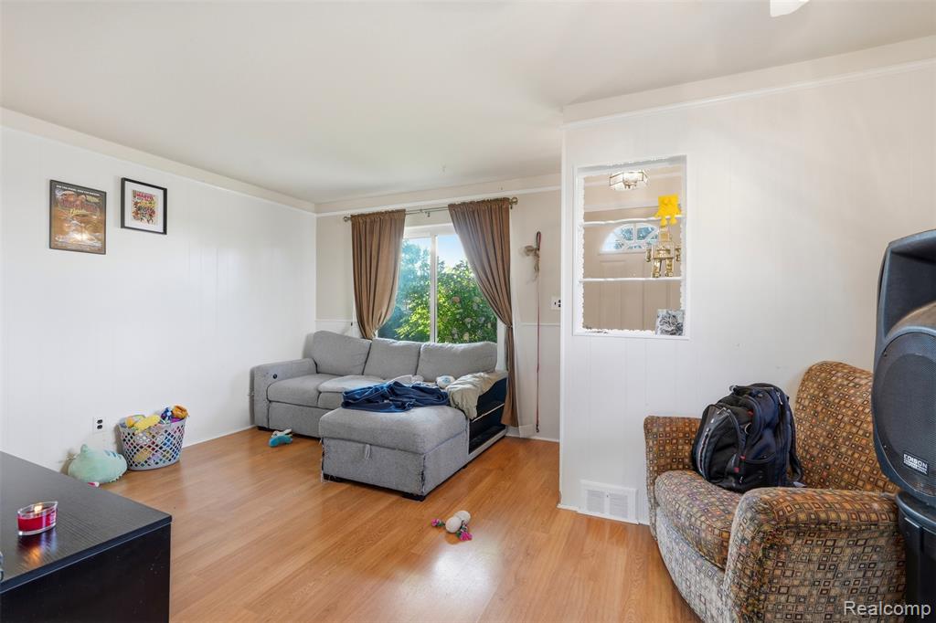 17968 Summer Lane Property Photo 10