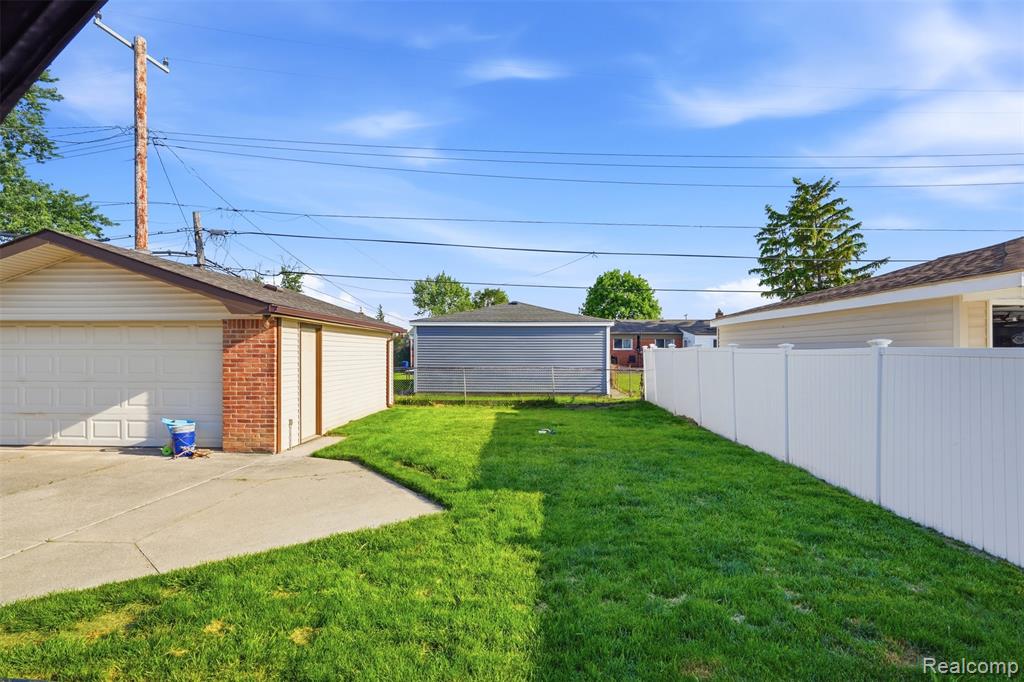 17968 Summer Lane Property Photo 26