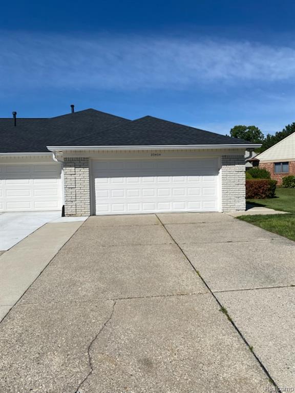 20404 Birch Meadow Drive Property Photo 1