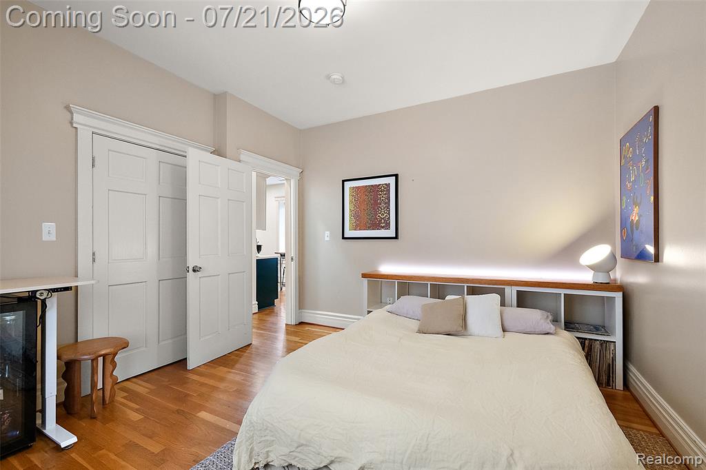 443 E Ferry Street Property Photo 16