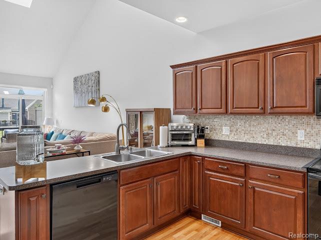 32969 Brookside Circle Property Photo 16