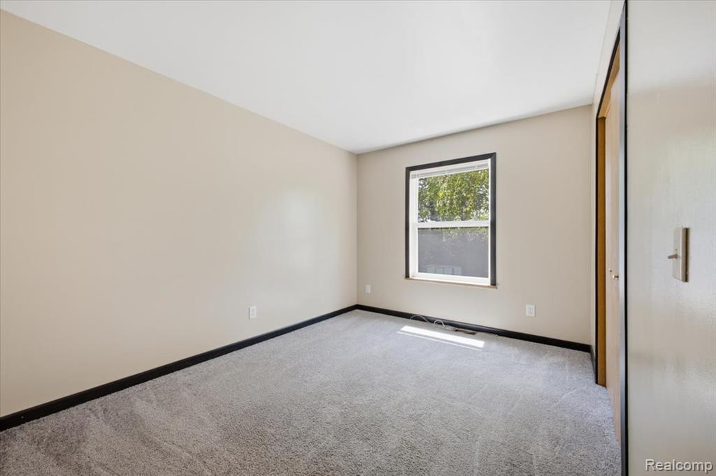 879 Barren Oaks Drive Property Photo 19