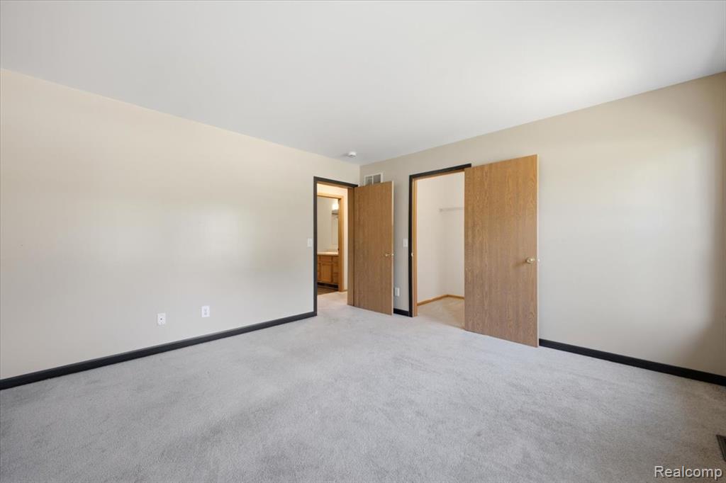 879 Barren Oaks Drive Property Photo 22