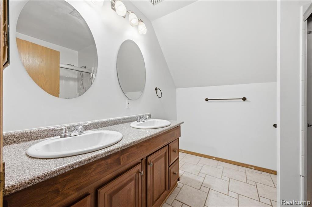 879 Barren Oaks Drive Property Photo 29