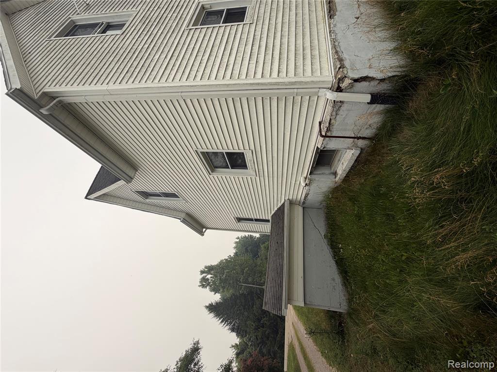 35 E Filion Road Property Photo 9