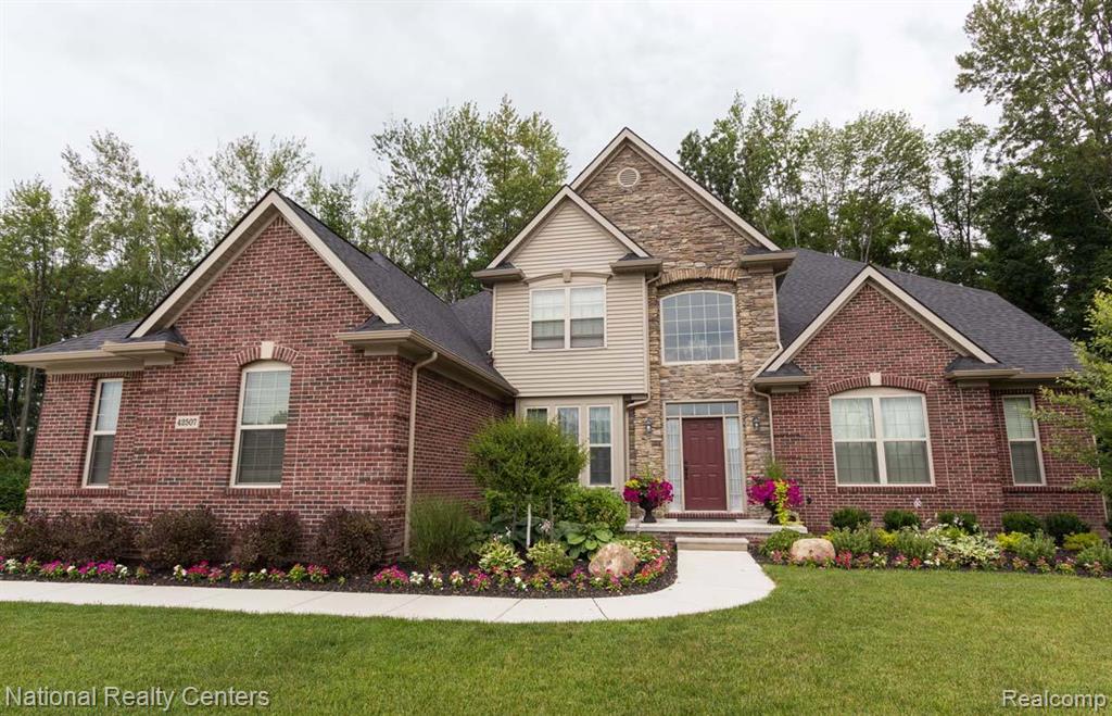 018 Steeplechase Drive Property Photo 1
