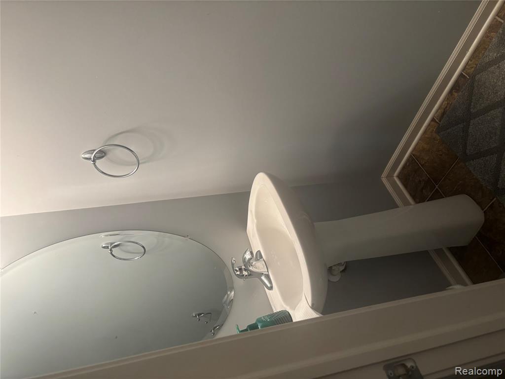 21 Delaware Street Property Photo 7
