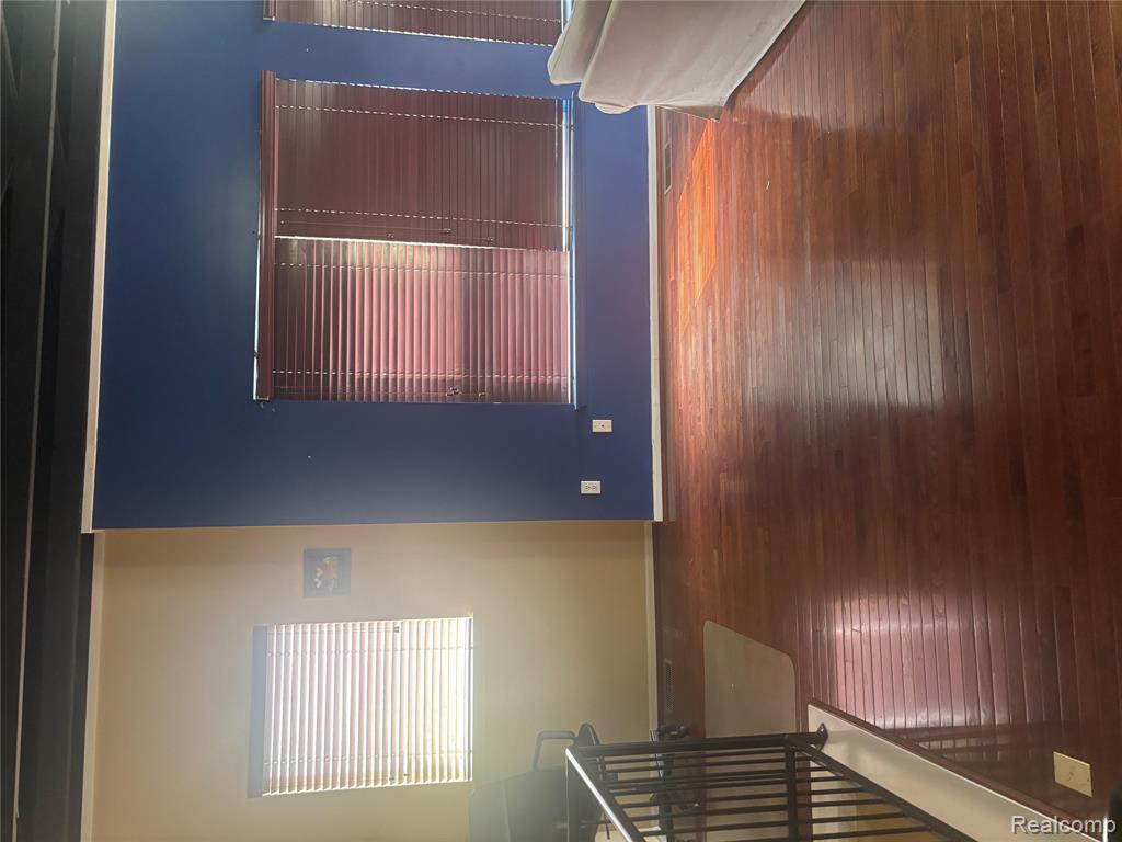 21 Delaware Street Property Photo 9