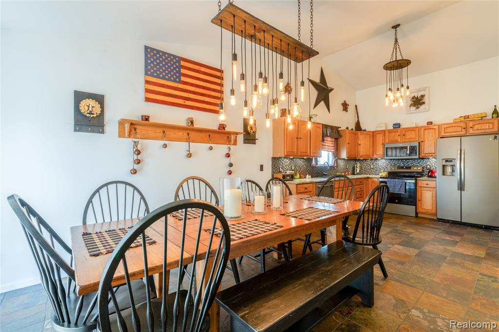38575 Barth Street Property Photo 11