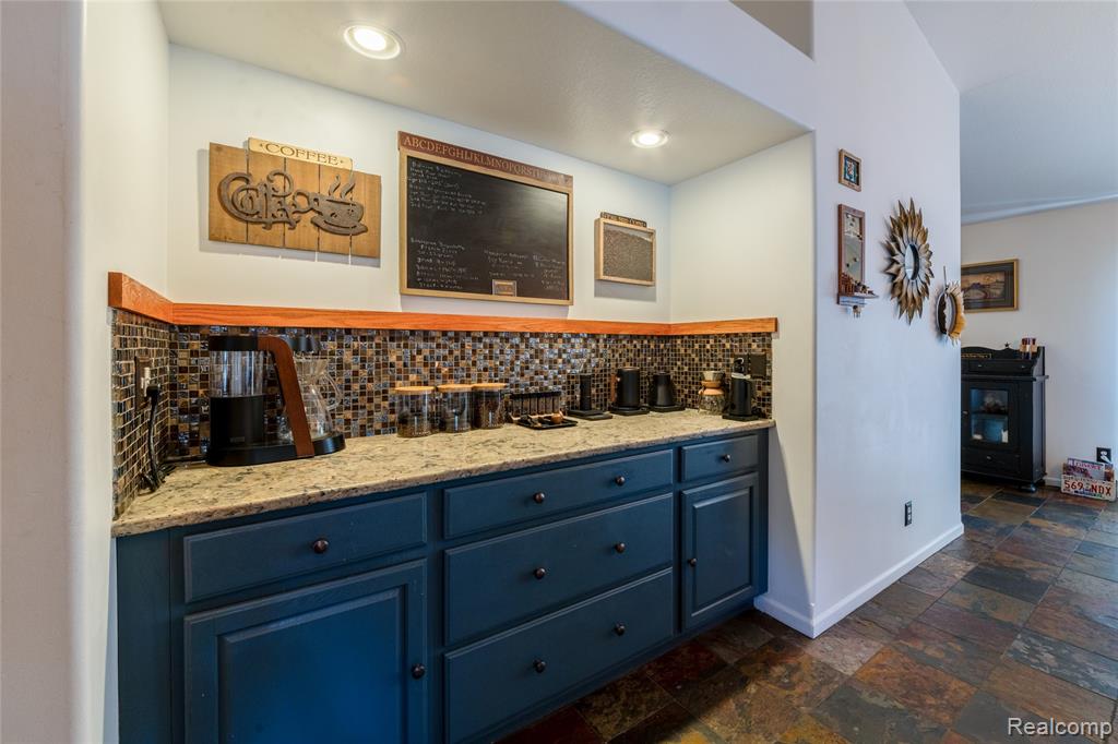 38575 Barth Street Property Photo 14