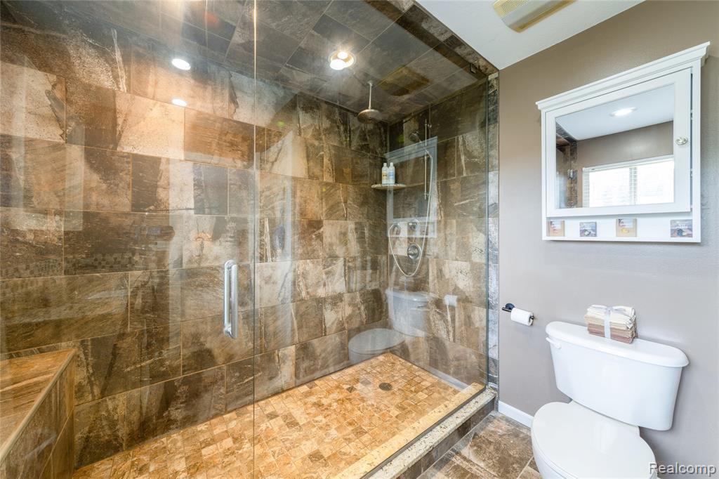 38575 Barth Street Property Photo 19