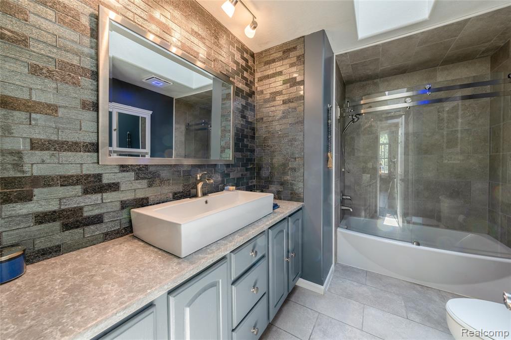 38575 Barth Street Property Photo 21