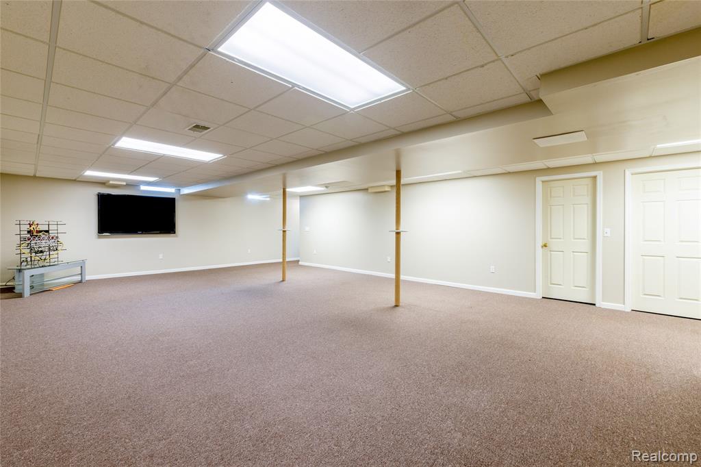 38575 Barth Street Property Photo 29