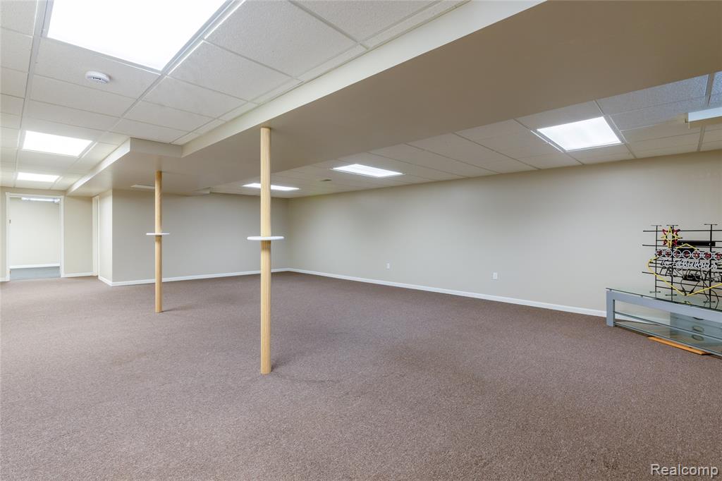 38575 Barth Street Property Photo 32