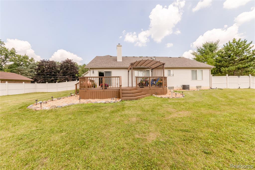 38575 Barth Street Property Photo 40