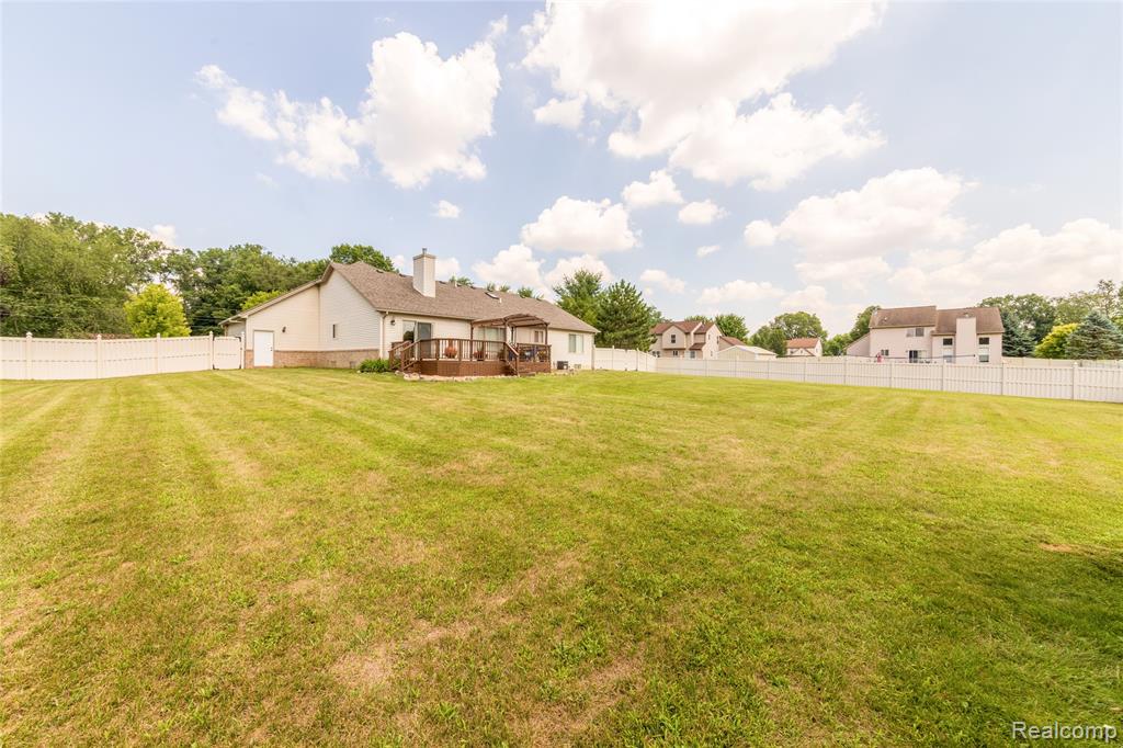 38575 Barth Street Property Photo 41