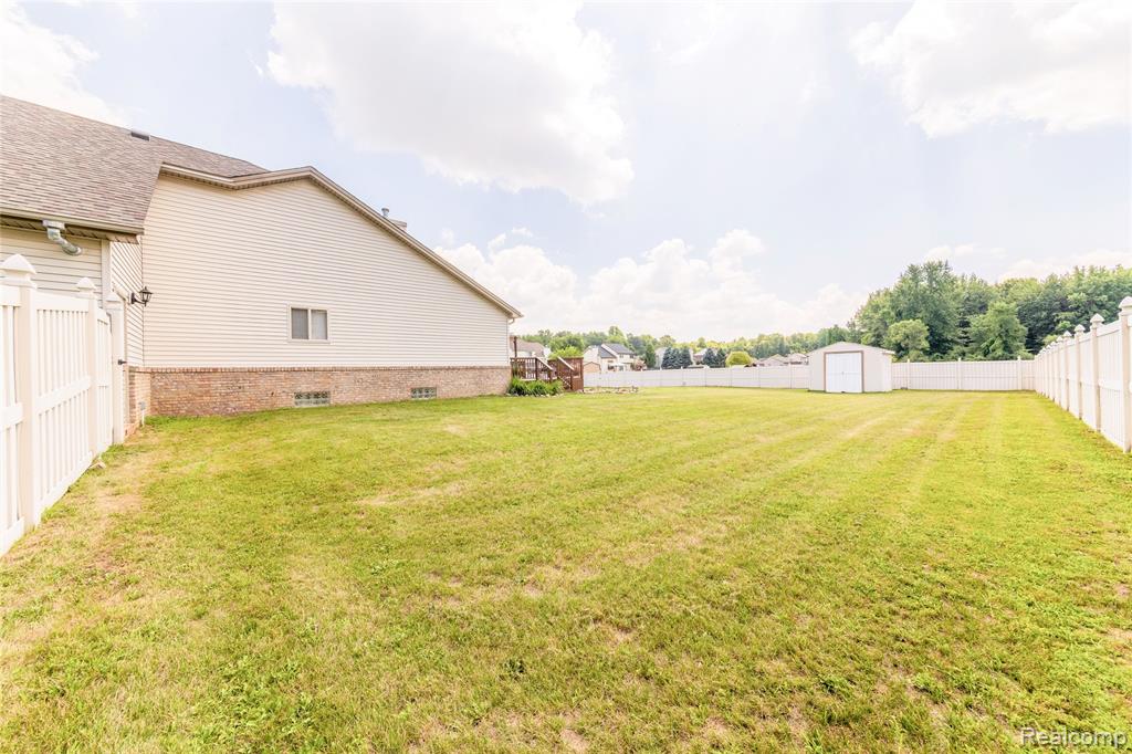 38575 Barth Street Property Photo 42