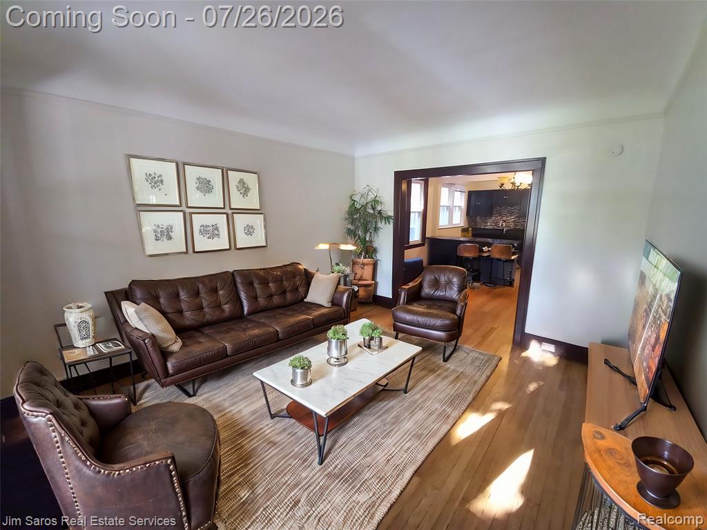 837 Beaconsfield 1s Property Photo 2