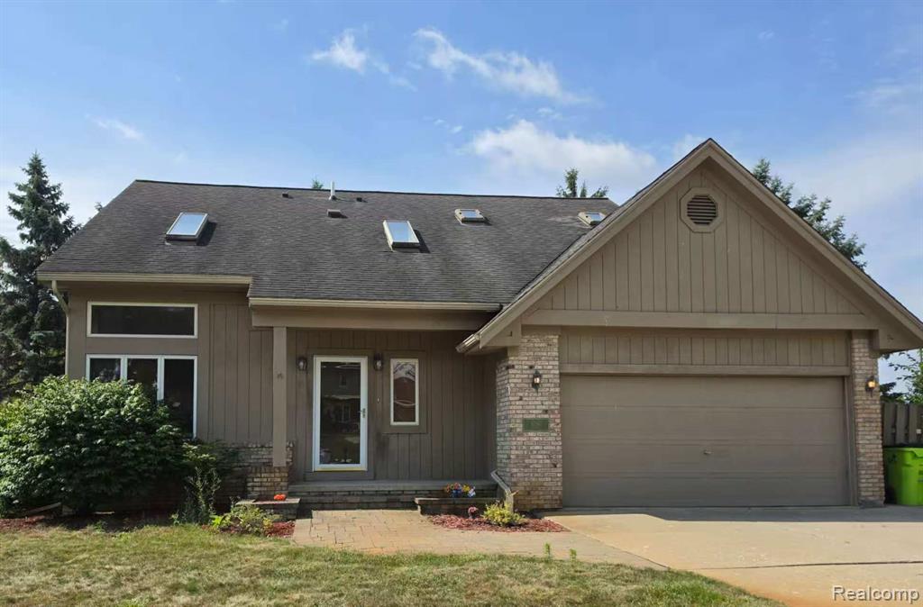 41921 Tamara Street Property Photo 1