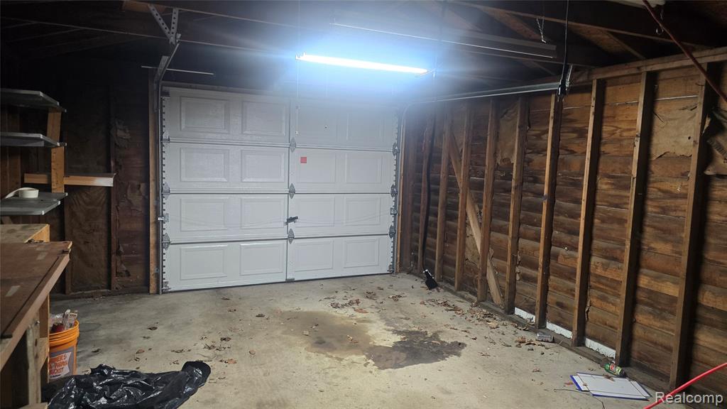 1040 E Bernhard Avenue Property Photo 11