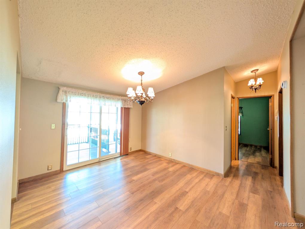4024 E 54th Street Property Photo 4