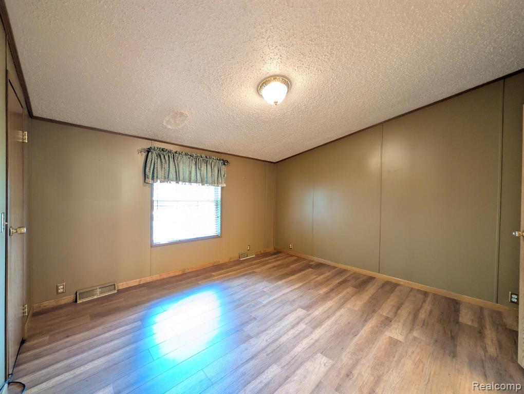 4024 E 54th Street Property Photo 14