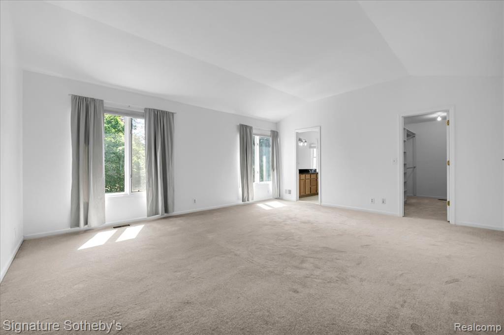 4866 Riverchase Drive Property Photo 21
