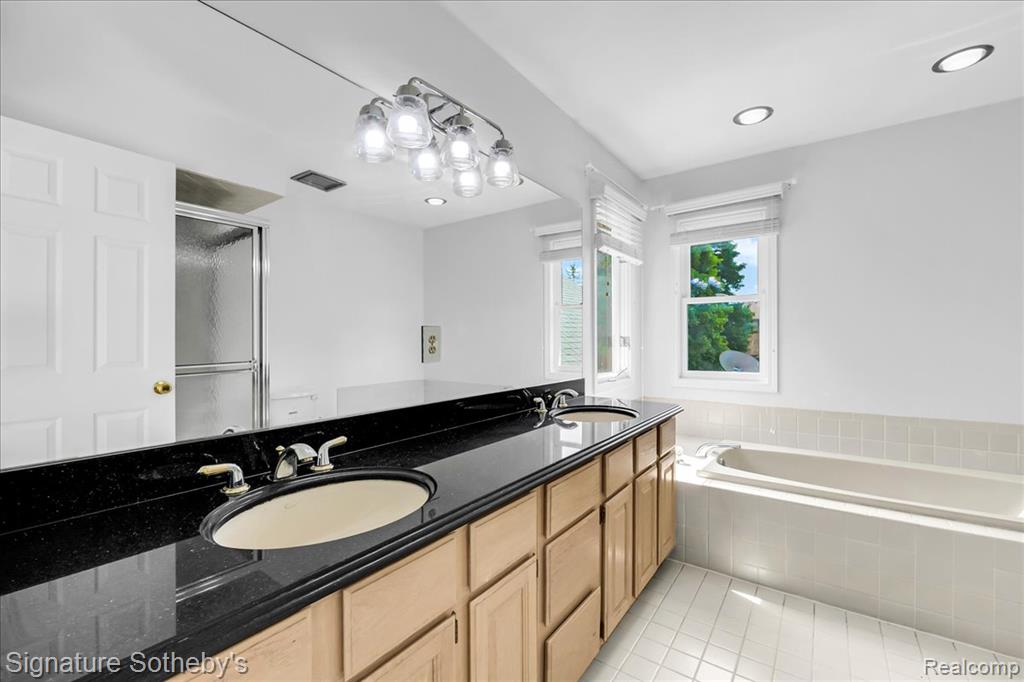 4866 Riverchase Drive Property Photo 24