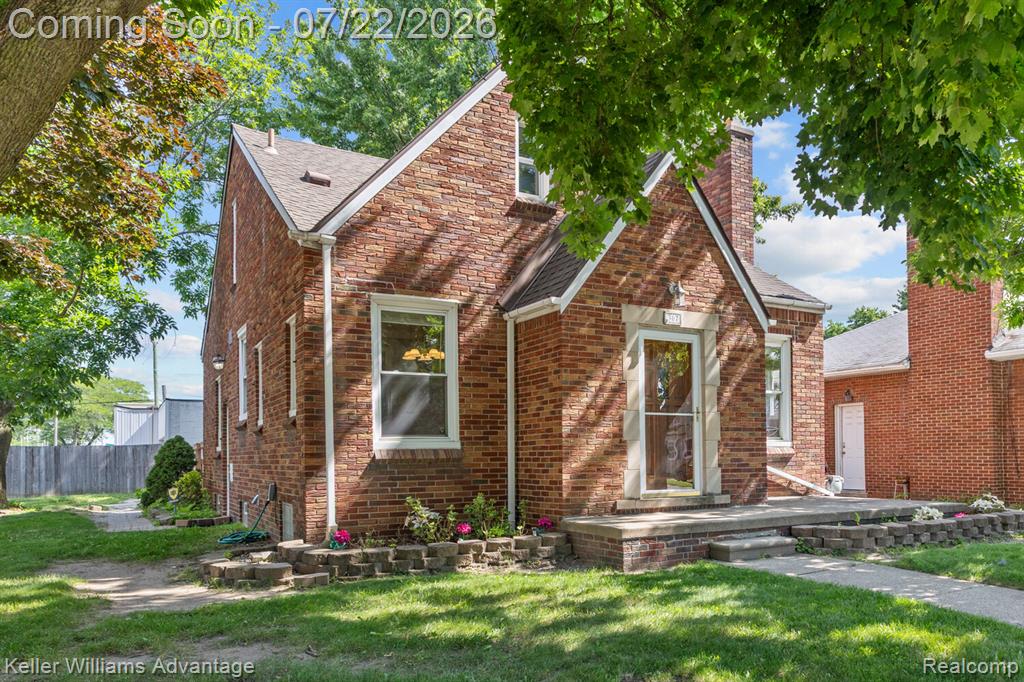 307 E Chesterfield Street Property Photo 3
