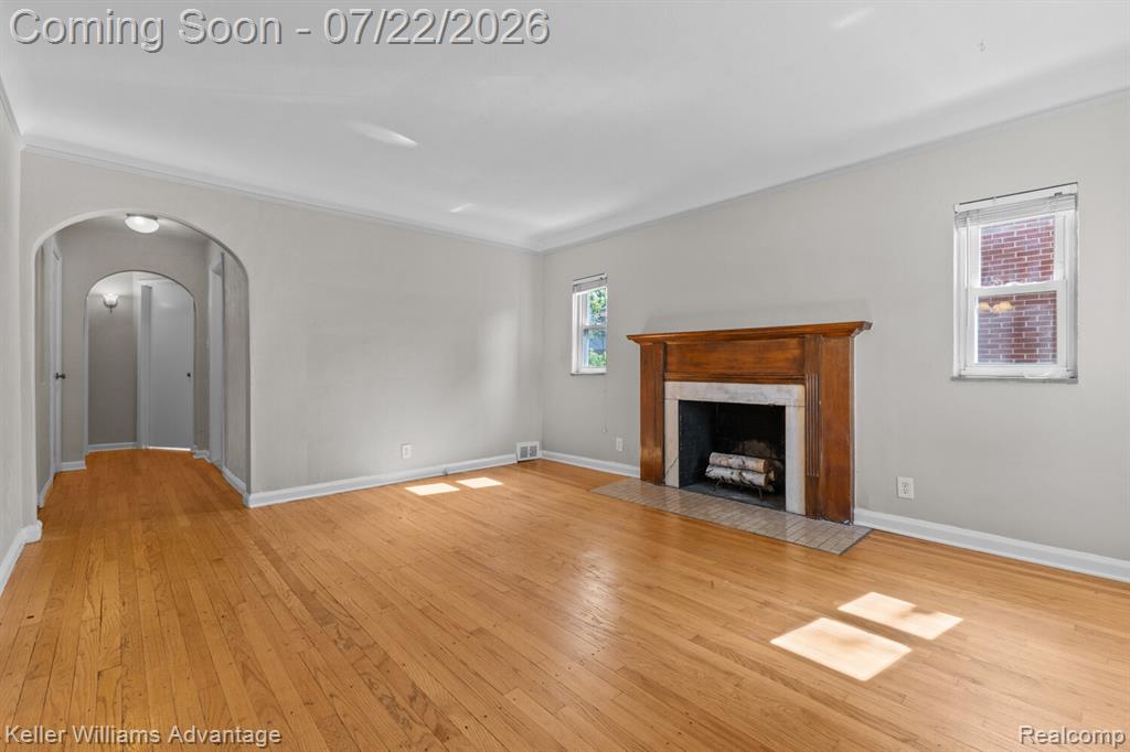 307 E Chesterfield Street Property Photo 5