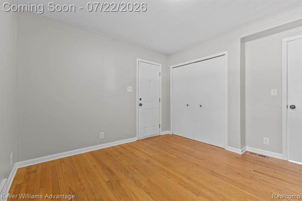 307 E Chesterfield Street Property Photo 20