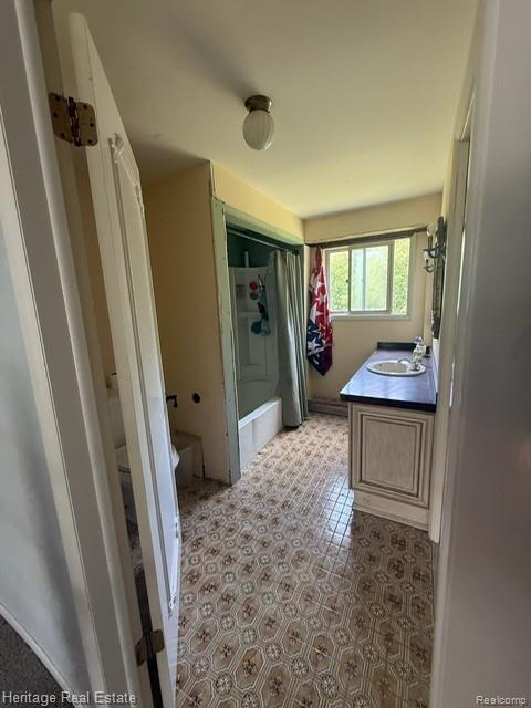 445 Mack Road Property Photo 8