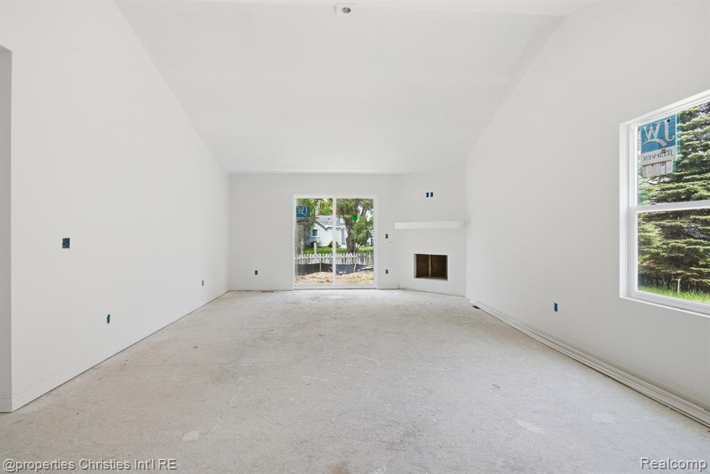 757 Nelsons Ridge Property Photo 13