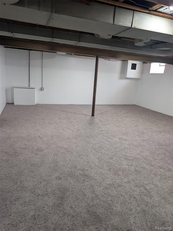 16531 Plainview Avenue Property Photo 17