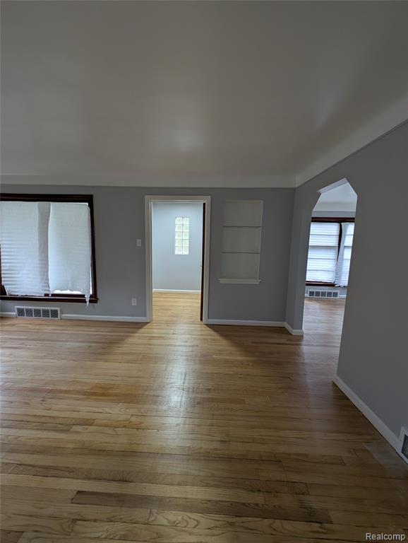 16531 Plainview Avenue Property Photo 19