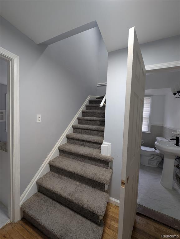 16531 Plainview Avenue Property Photo 25