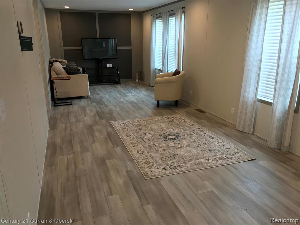 6564 E Michigan Avenue Property Photo 7
