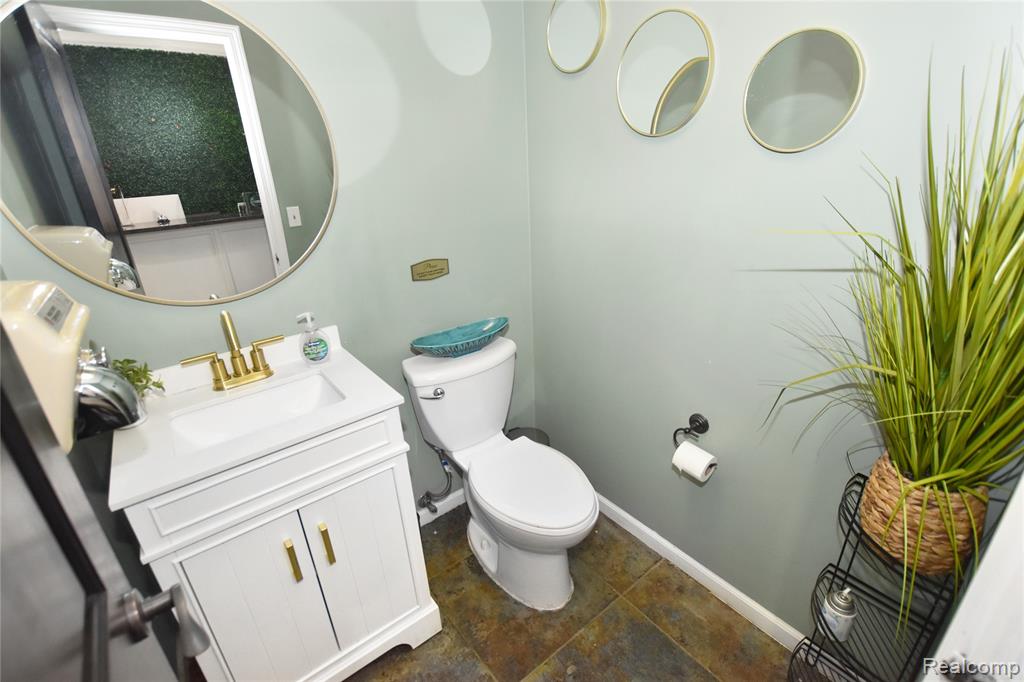 3438 Lennon Road Property Photo 16
