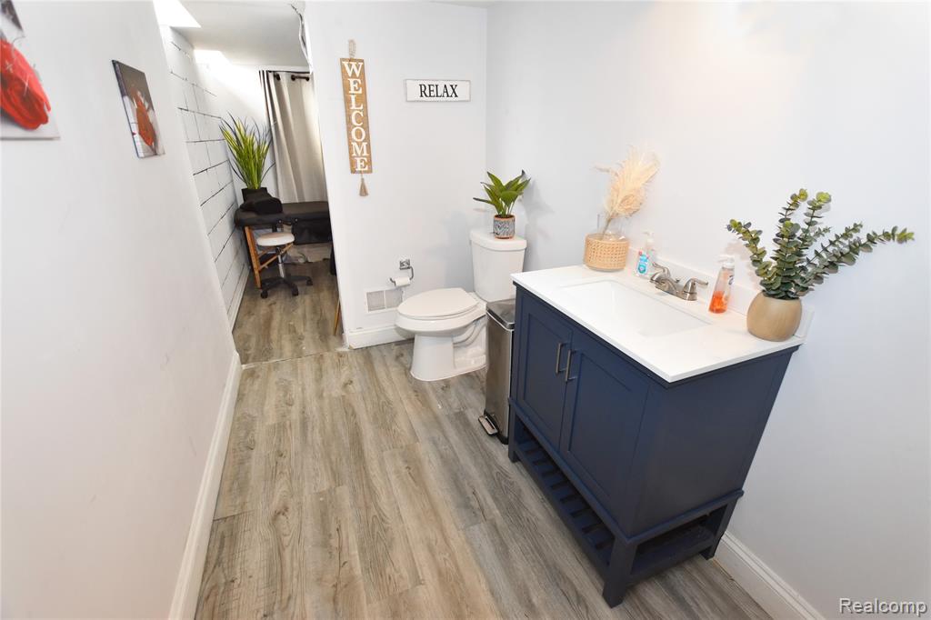 3438 Lennon Road Property Photo 17